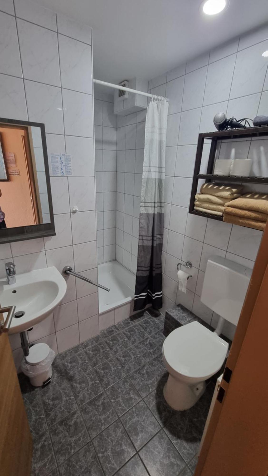 Landgasthof Frankentor Wasserlosen Ngoại thất bức ảnh