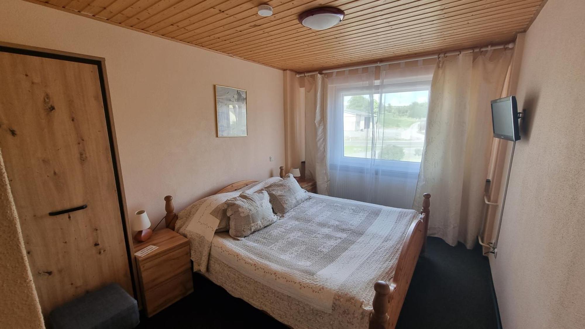 Landgasthof Frankentor Wasserlosen Ngoại thất bức ảnh